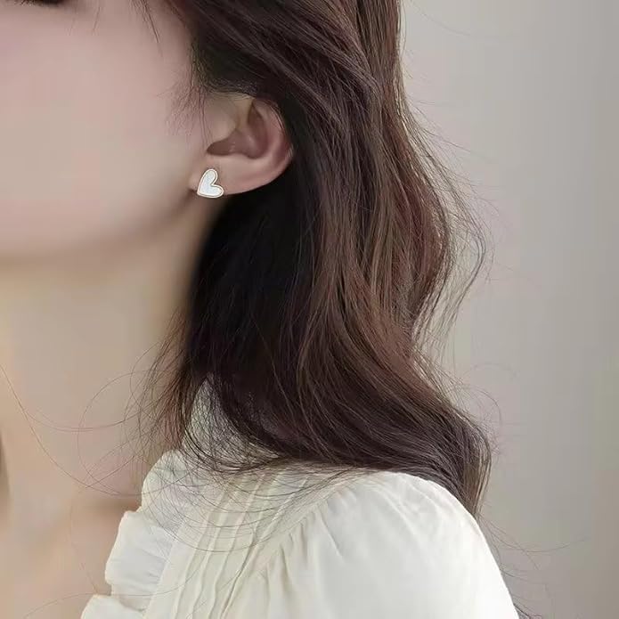 Florence Heart Studd Earrings