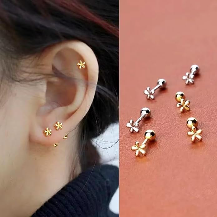 Tiny Daisy Earrings