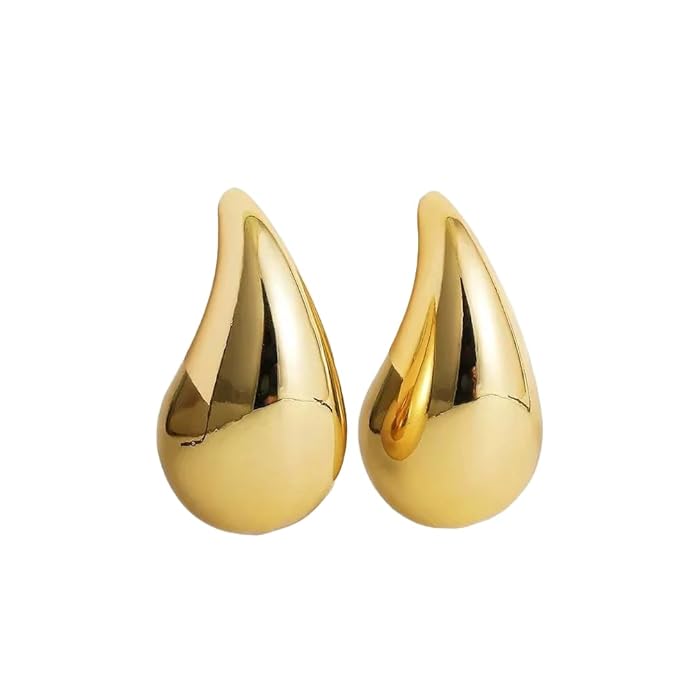 Pretty Teardrop Stud Earrings