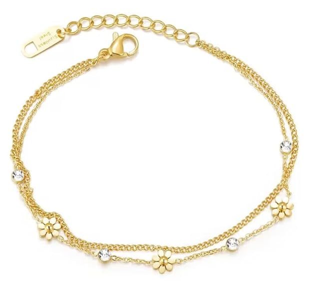 An elegant bracelet adorned with gold plated daisy chain links.