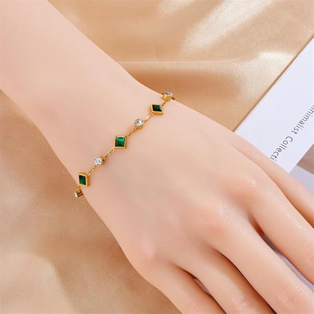 Green and white bracelet featuring square stones, a chic accessory to elevate your look effortlessly.