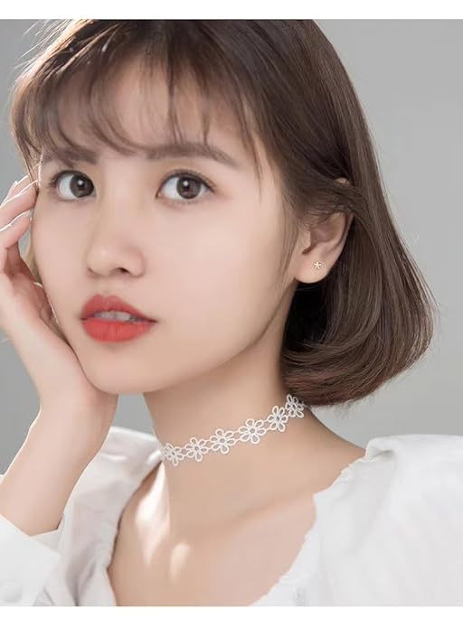 Tiny Daisy Earrings