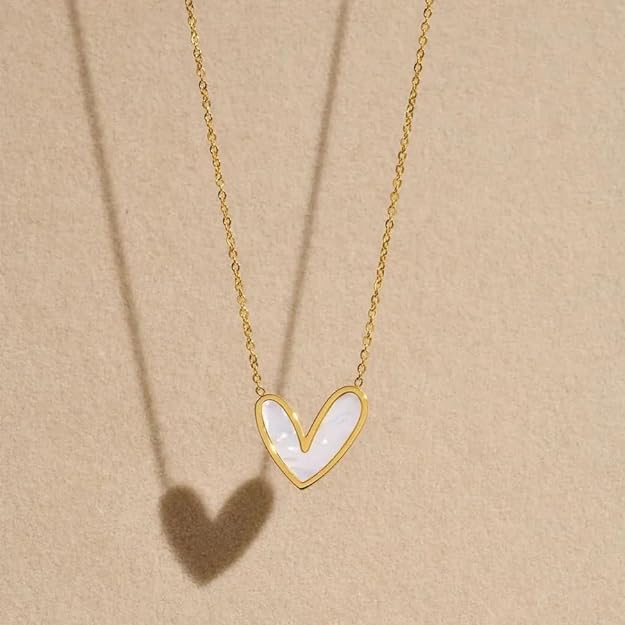 Amelia Shell Heart Necklace