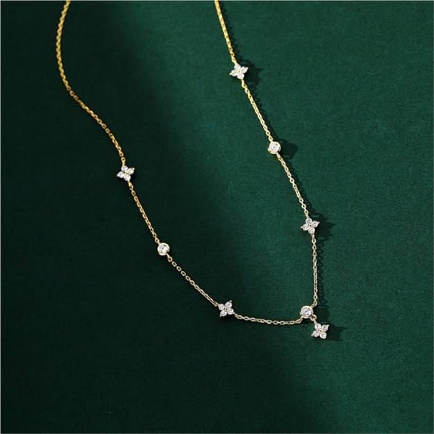 Myrtle Clover Leaf Necklace