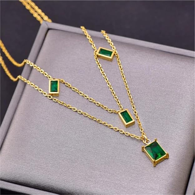 Faux Emerlad Pendant Double Layer Necklace