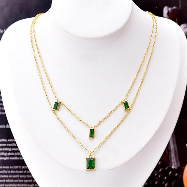 Faux Emerlad Pendant Double Layer Necklace