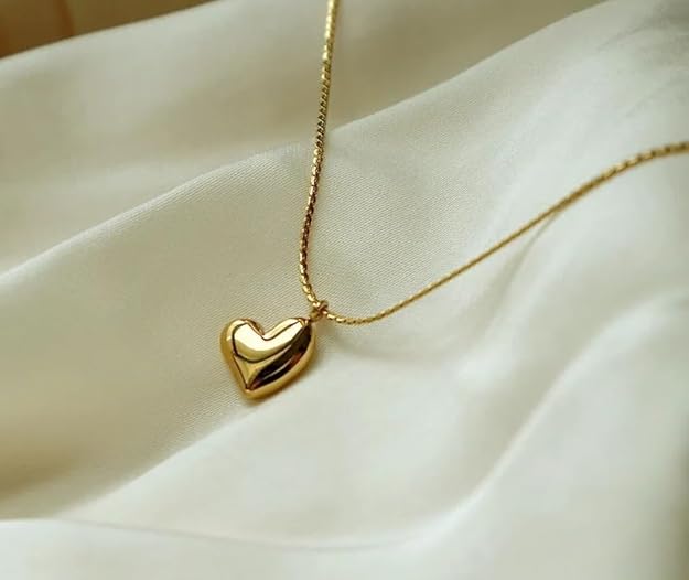 Pretty Heart Necklace